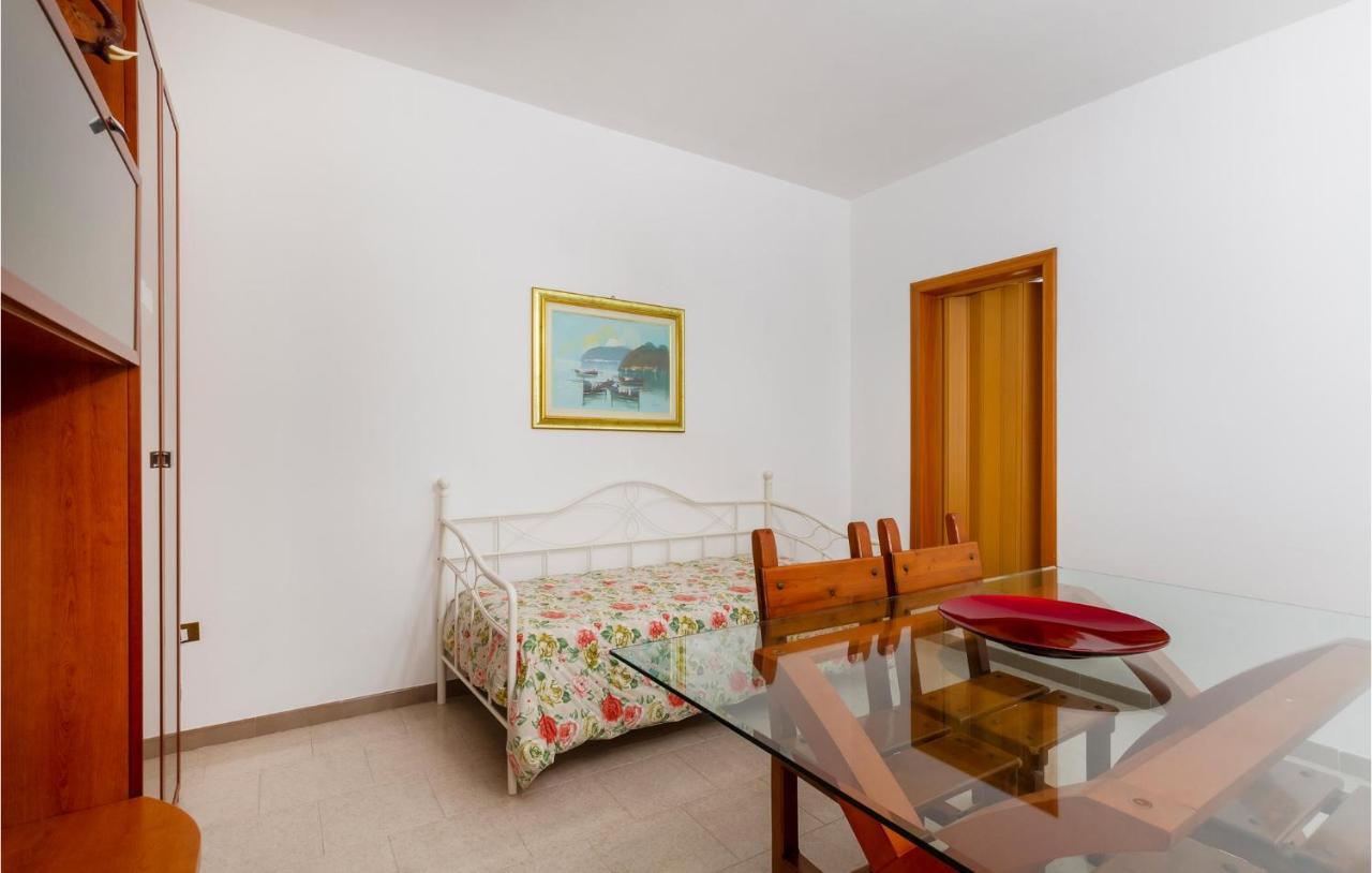 Lovely Apartment In Carovigno With Kitchen Ngoại thất bức ảnh